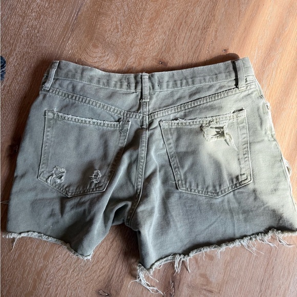 Free People Olive Cargo Shorts - Picture 3 of 3